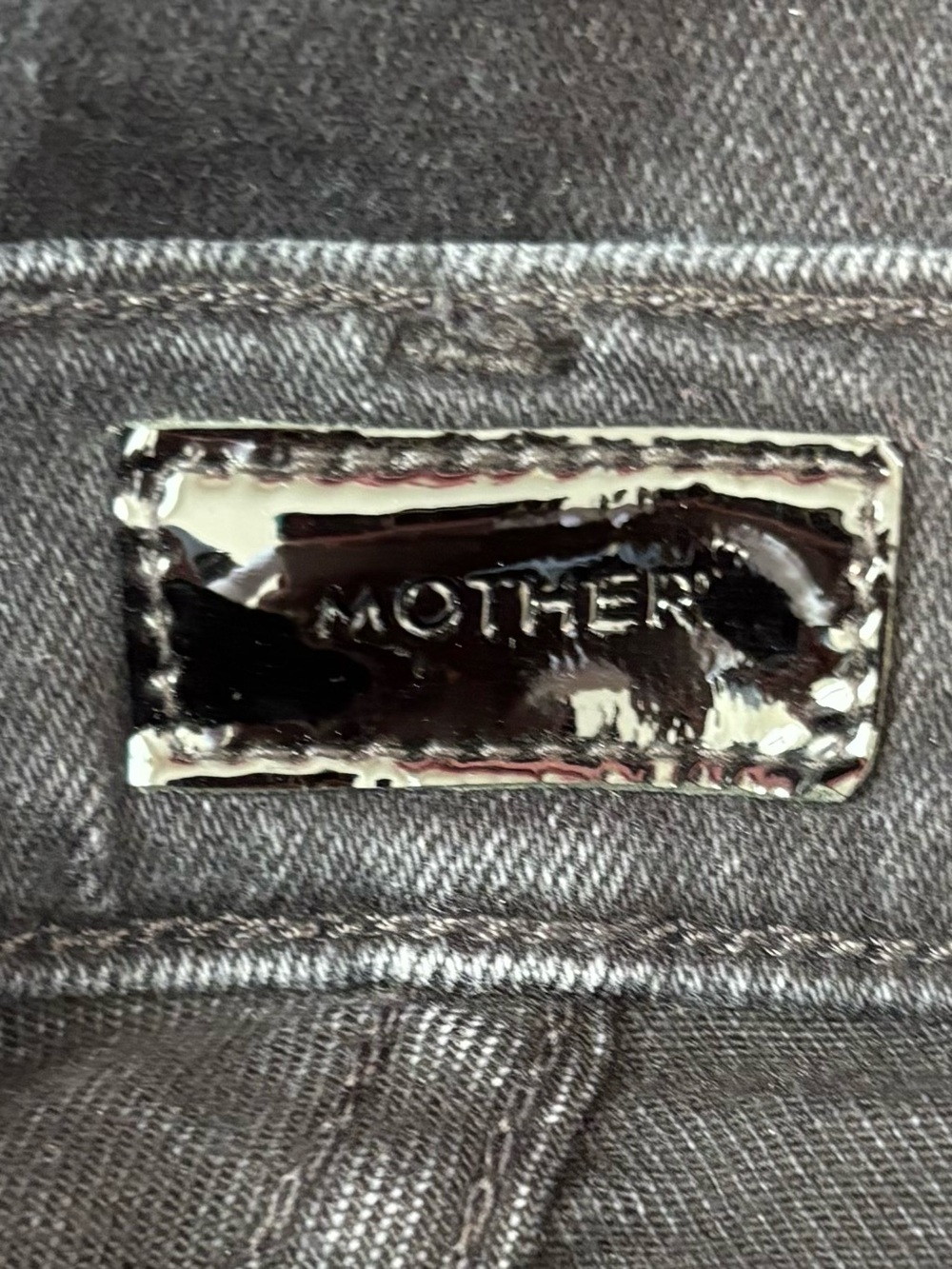 Mother the Weekender Flared Jeans In Deep End Size 28 - Picture 8 of 10